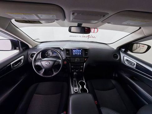 Used 2020 Nissan Pathfinder SV AWD/4WD image 29