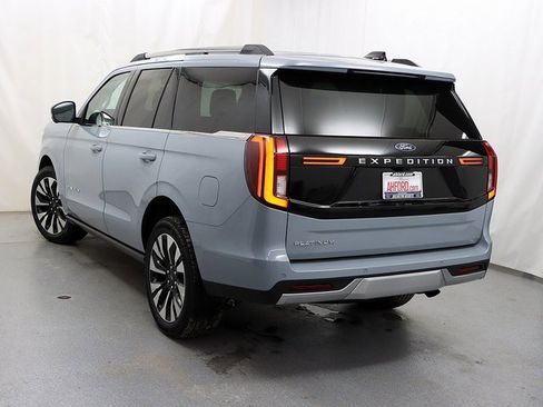 New 2025 Ford Expedition Platinum w/ Driver's Package image 8