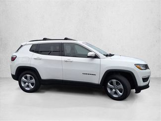 Used 2017 Jeep Compass Latitude w/ Popular Equipment Group AWD/4WD video 4