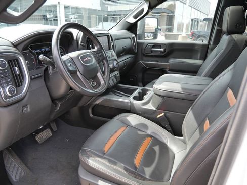 Used 2023 GMC Sierra 2500 AT4 w/ AT4 Premium Plus Package image 30