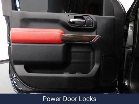 Used 2024 Chevrolet Silverado 2500 LT w/ Convenience Package image 34