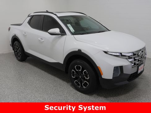 Used 2022 Hyundai Santa Cruz SEL Premium image 4