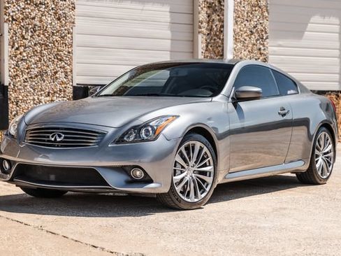 Used 2013 INFINITI G37 Sport RWD image 32