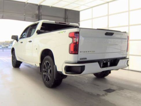Used 2024 Chevrolet Silverado 1500 Custom AWD/4WD image 3