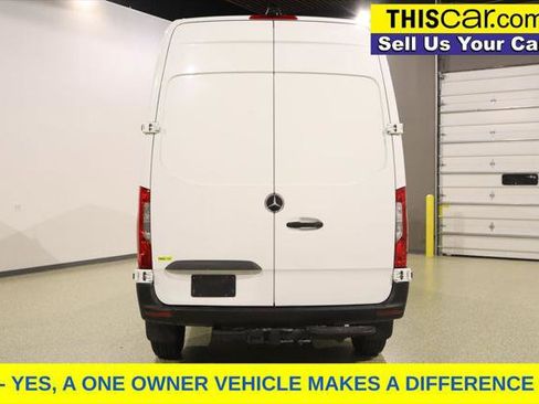 Used 2021 Mercedes-Benz Sprinter 2500 image 6