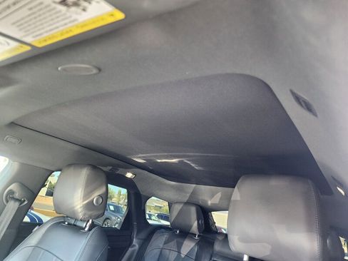 Used 2023 Land Rover Range Rover Evoque R-Dynamic S image 46