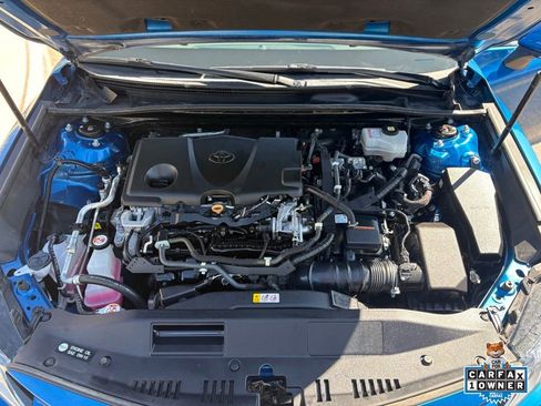 Used 2020 Toyota Camry LE w/ Sunroof Package image 28