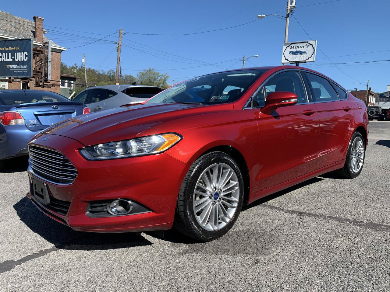Used 2016 Ford Fusion SE w/ Equipment Group 202A FWD image 1