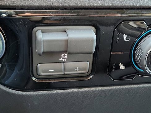 New 2026 Chevrolet Silverado 1500 LT image 12