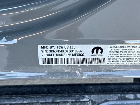 New 2026 RAM 2500 Laramie AWD/4WD image 27