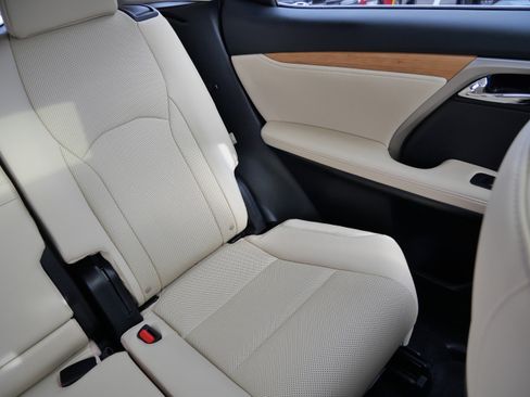 Used 2021 Lexus RX 350L Premium w/ Premium Package image 14