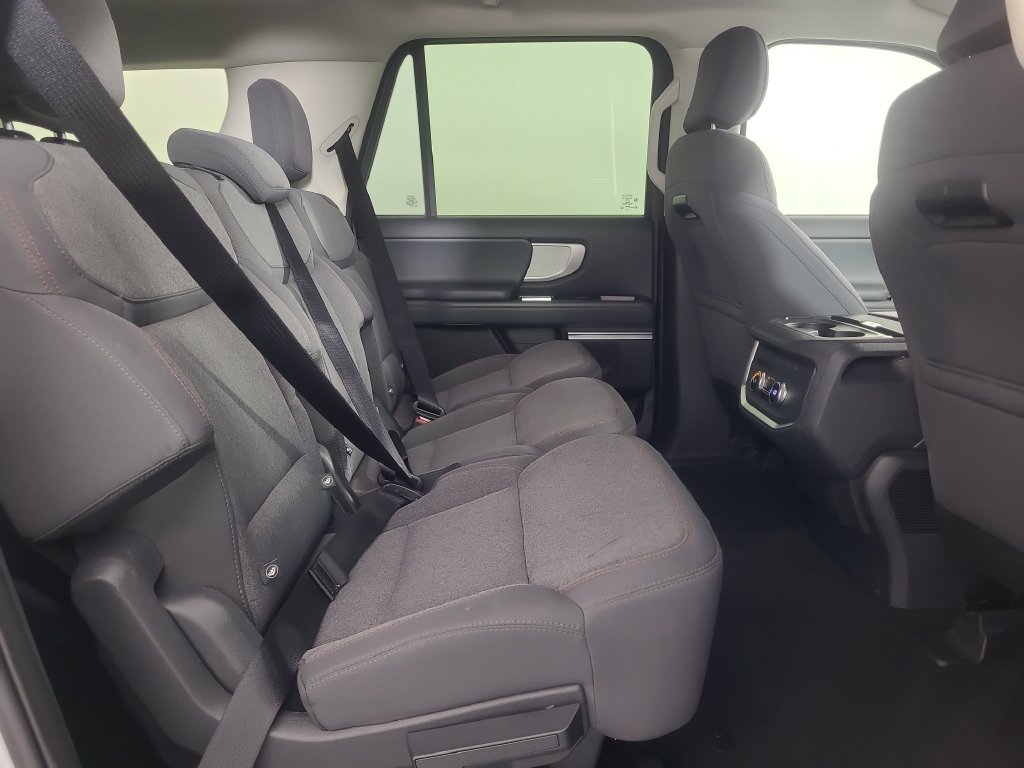 Used 2025 Ford Expedition Max Active AWD/4WD image 22