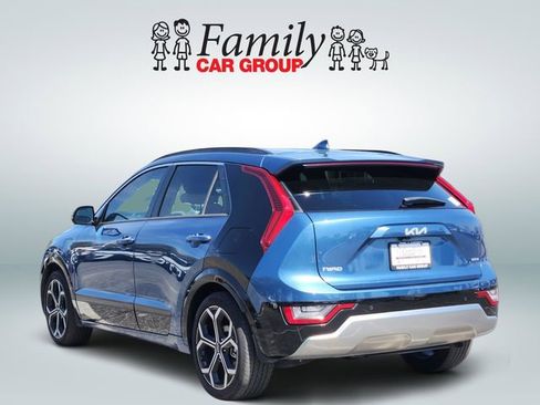 Used 2023 Kia Niro SX Touring FWD image 3