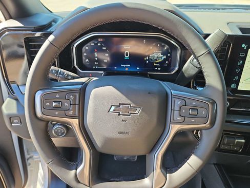 New 2026 Chevrolet Silverado 2500 ZR2 w/ LPO, Dark Essentials Package AWD/4WD image 19