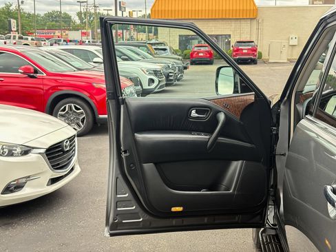 Used 2020 Nissan Armada Platinum w/ Captain's Chairs Package AWD/4WD image 20