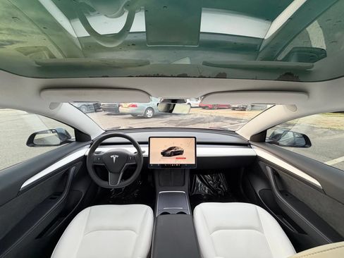Used 2023 Tesla Model 3 Long Range AWD/4WD image 2
