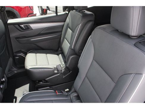 New 2025 Buick Enclave Preferred w/ LPO, Floor Liner Package FWD image 20