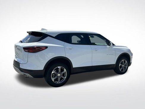 Used 2024 Chevrolet Blazer LT FWD image 10