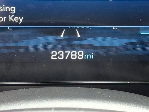 Used 2025 Chevrolet Equinox LT FWD image 17