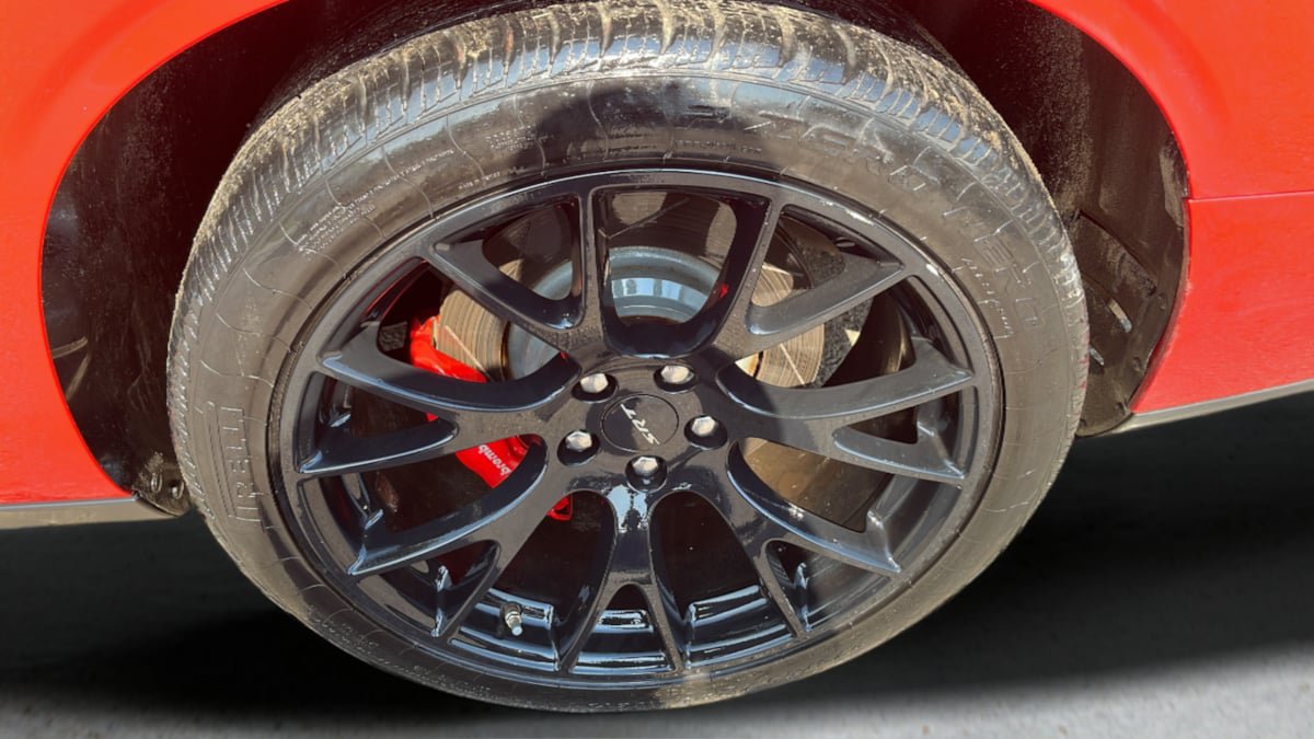 Used 2015 Dodge Challenger SRT Hellcat RWD image 20