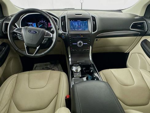 Used 2019 Ford Edge Titanium FWD image 26