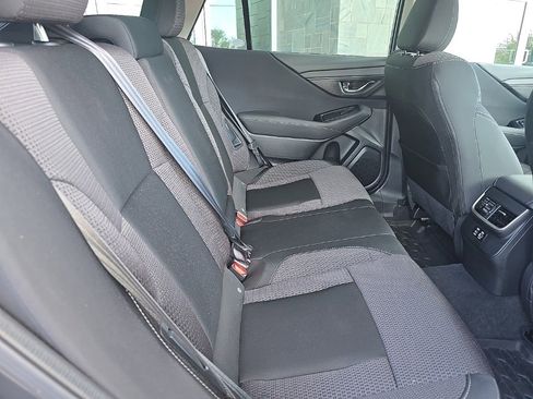 Used 2025 Subaru Outback Premium image 18
