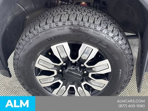 Used 2026 GMC Sierra 3500 Denali w/ Denali Reserve Package AWD/4WD image 14