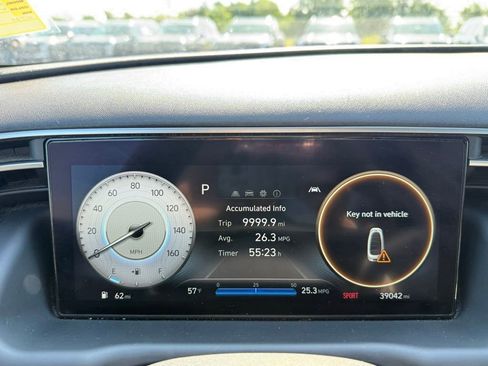 Used 2022 Hyundai Santa Cruz SEL w/ Activity Package FWD image 14
