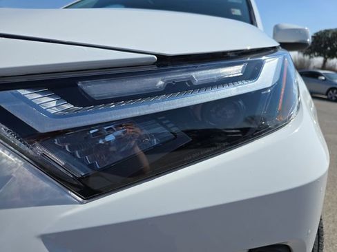 Used 2025 Toyota RAV4 XLE w/ Convenience Package image 32