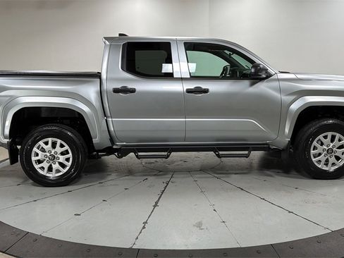 Certified 2024 Toyota Tacoma SR image 6
