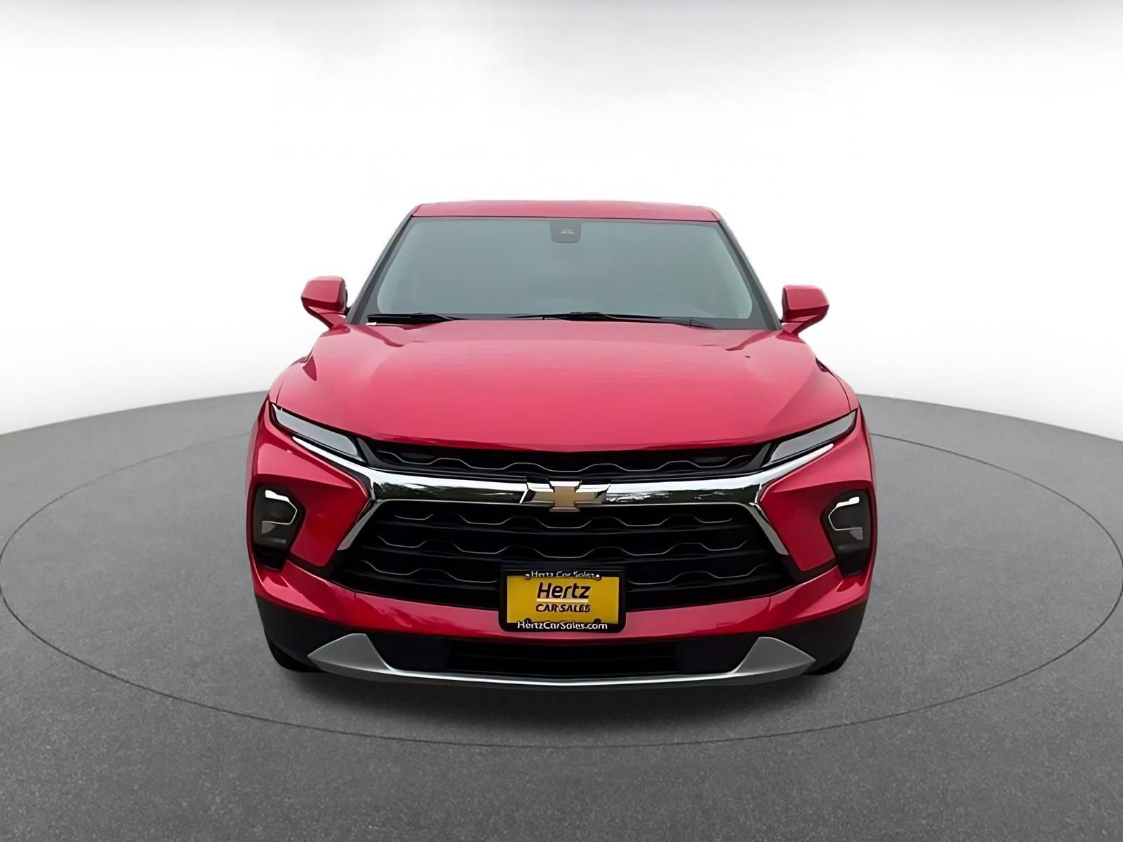 Used 2026 Chevrolet Blazer LT FWD image 4