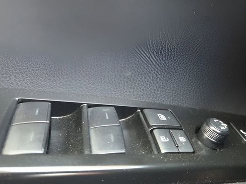 Used 2026 Toyota Camry XLE w/ Premium Plus Package image 21