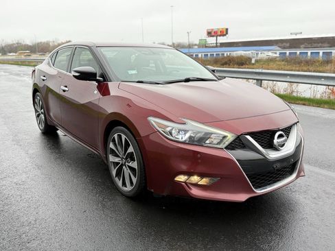 Used 2016 Nissan Maxima SR image 5
