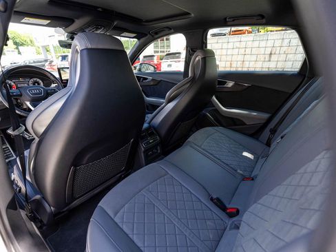 Used 2022 Audi S4 Prestige w/ Prestige Package AWD/4WD image 27