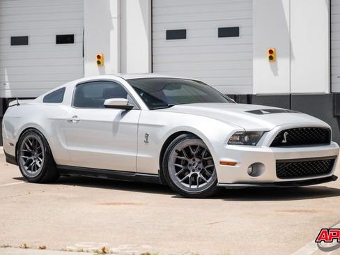 Used 2011 Ford Mustang Shelby GT500 w/ SVT Performance Pkg RWD image 35