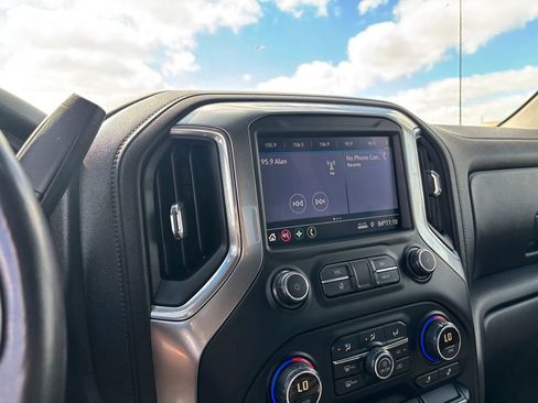 Used 2020 Chevrolet Silverado 1500 LT w/ Texas Edition image 18