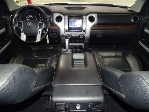 Used 2018 Toyota Tundra 1794 Edition image 31