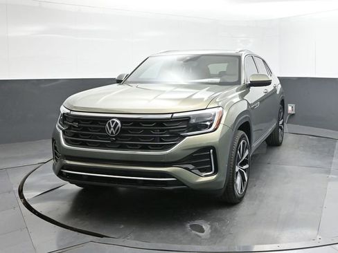 New 2025 Volkswagen Atlas Cross Sport SEL Premium R-Line image 30