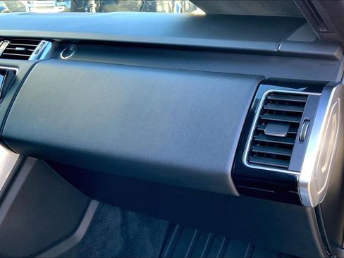 Used 2022 Land Rover Range Rover Sport HSE Silver Edition image 18