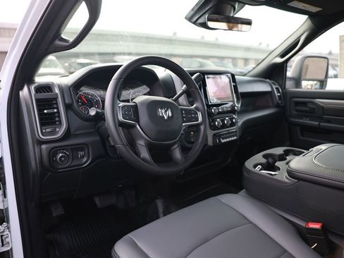 New 2026 RAM 5500 Tradesman w/ Chrome Appearance Group image 10