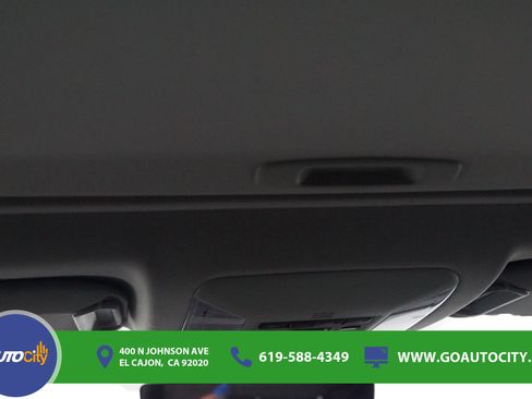 Used 2022 Toyota RAV4 Limited FWD image 19