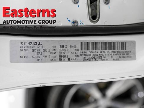 Used 2019 Jeep Cherokee Limited AWD/4WD image 37