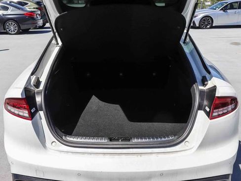Used 2022 Kia Stinger GT1 RWD image 14