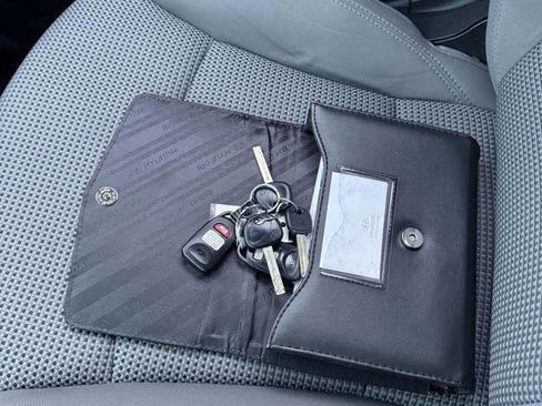 Used 2011 Hyundai Sonata GLS w/ Popular Equipment Pkg 2 image 17