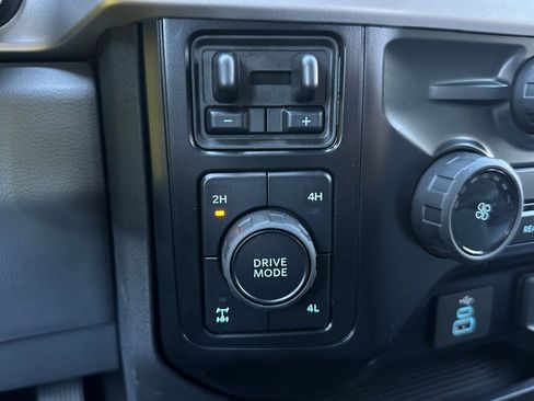 New 2026 Ford F250 XLT w/ F-250 >10K GVWR Package image 25