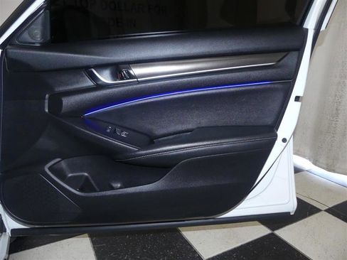 Used 2021 Honda Accord Sport image 26