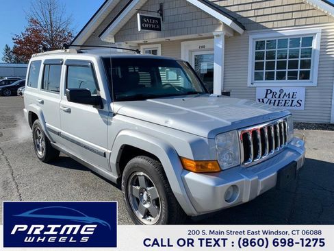 Used 2007 Jeep Commander Sport image 1