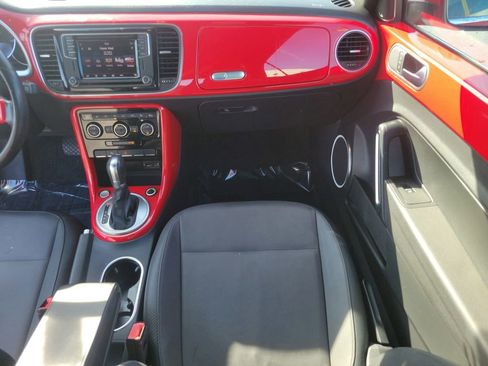 Used 2019 Volkswagen Beetle 2.0T SE w/ SE Premium Package image 12