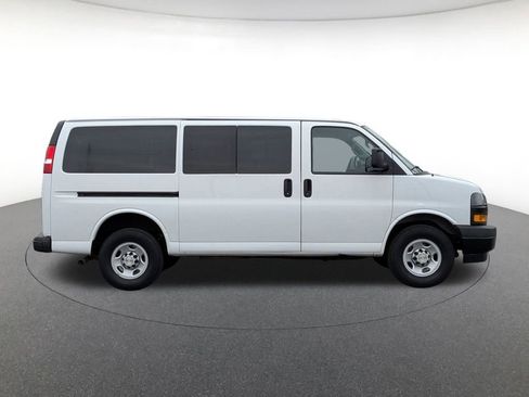 Used 2023 Chevrolet Express 3500 LS image 4