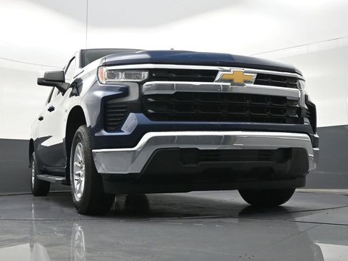 Used 2023 Chevrolet Silverado 1500 LT image 29